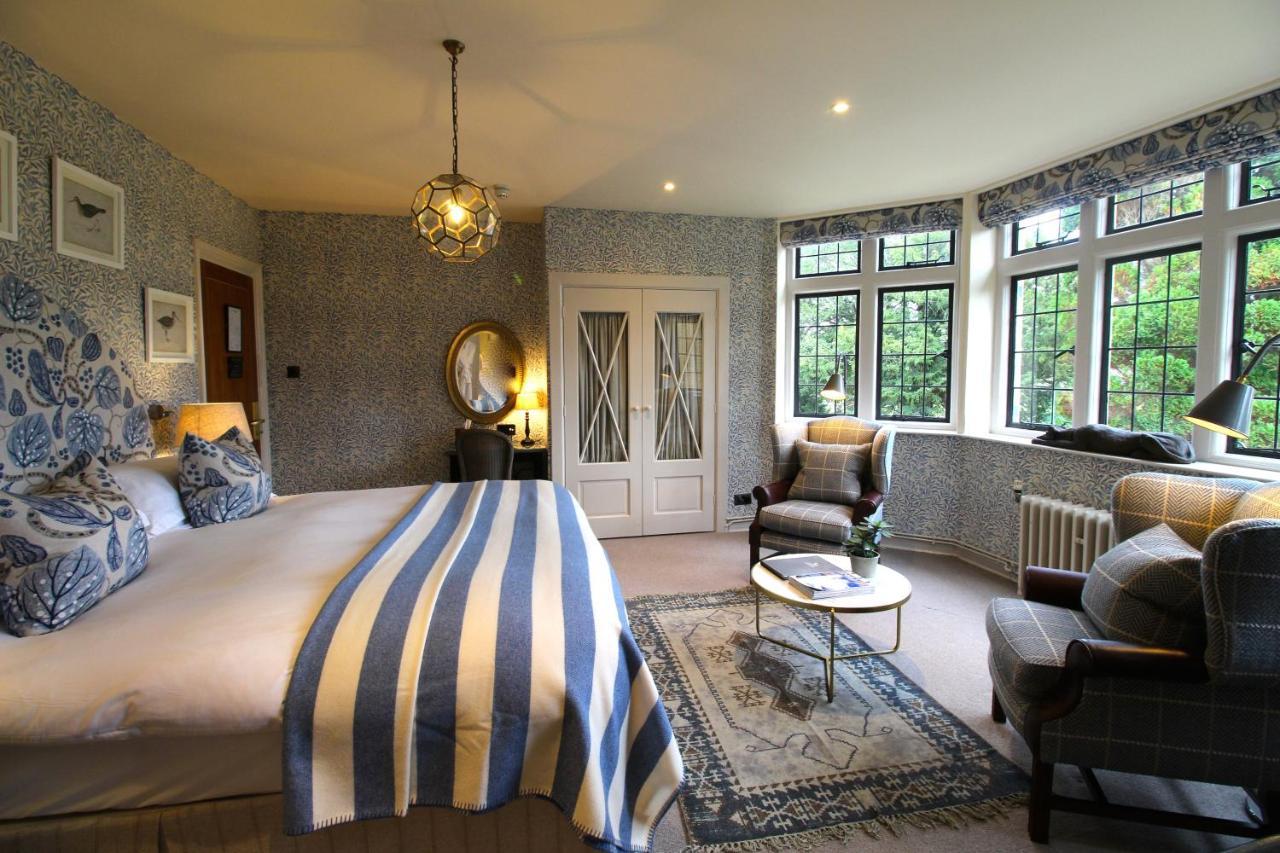 The Hare & Hounds Hotel Tetbury Zewnętrze zdjęcie