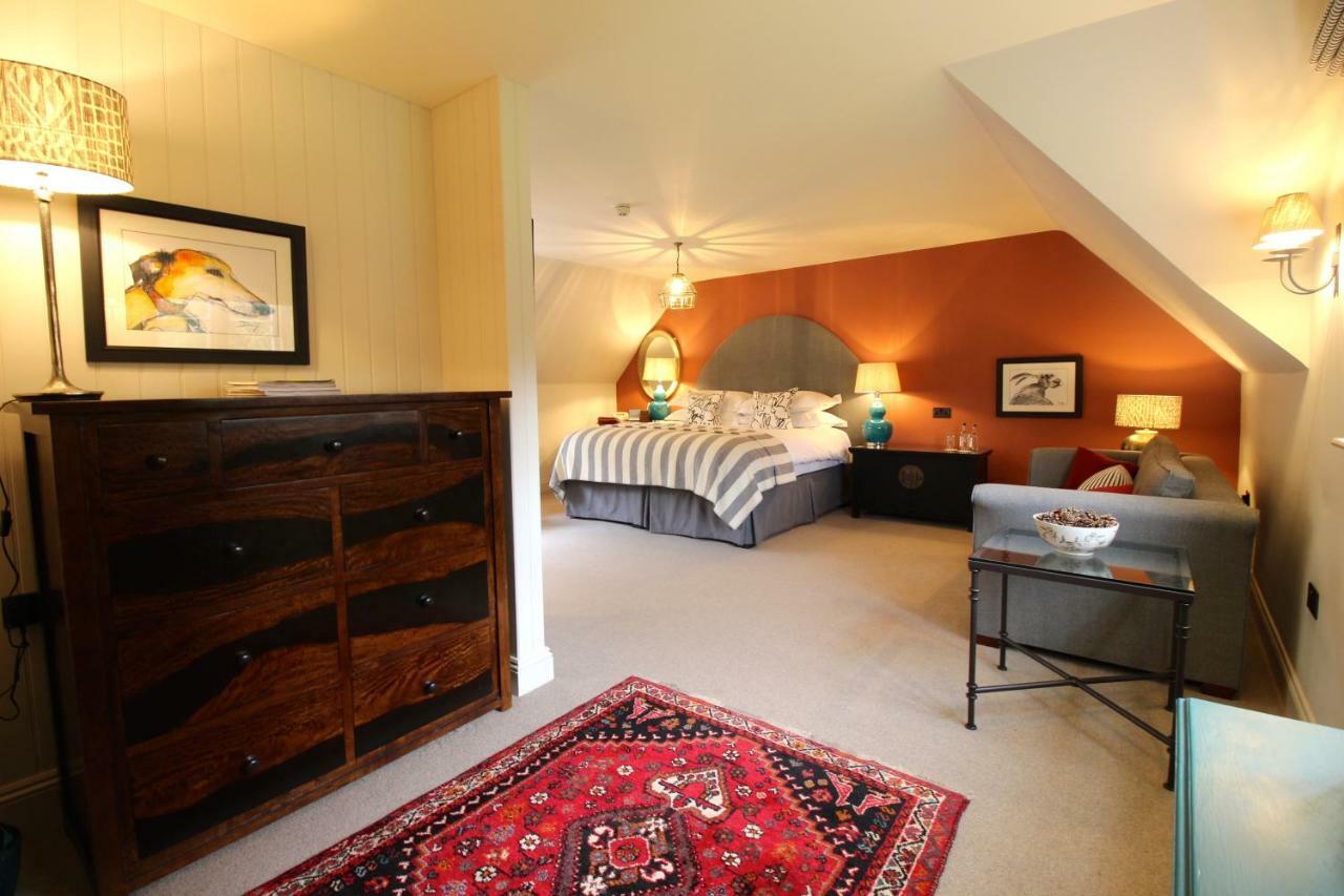 The Hare & Hounds Hotel Tetbury Zewnętrze zdjęcie